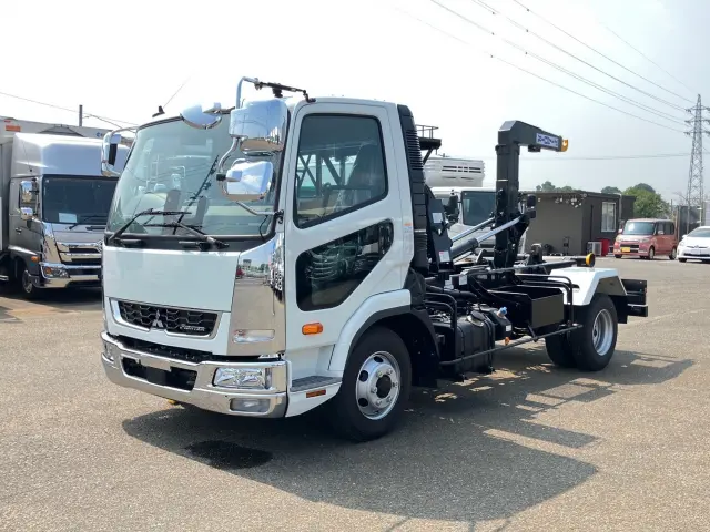三菱 ファイター 2KG-FK72F(2WD)の写真1