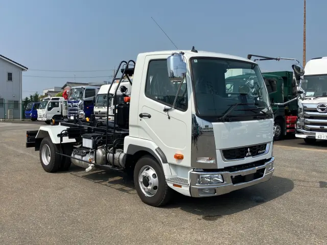 三菱 ファイター 2KG-FK72F(2WD)の写真2
