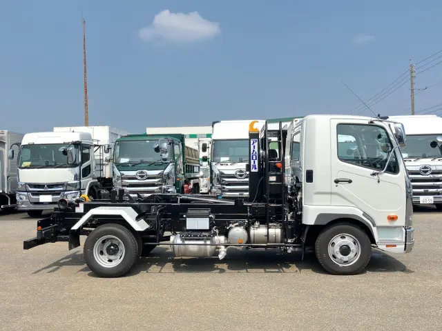 三菱 ファイター 2KG-FK72F(2WD)の写真6