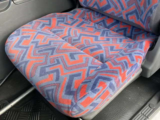 いすゞ ギガ KL-CYL23Q4(6x2)の写真19