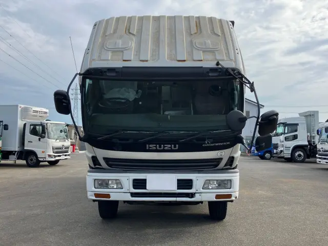 いすゞ ギガ KL-CYL23Q4(6x2)の写真22