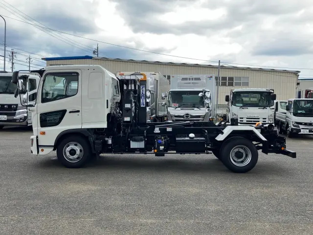 日野 レンジャー 2KG-FD2ABA(2WD)の写真5