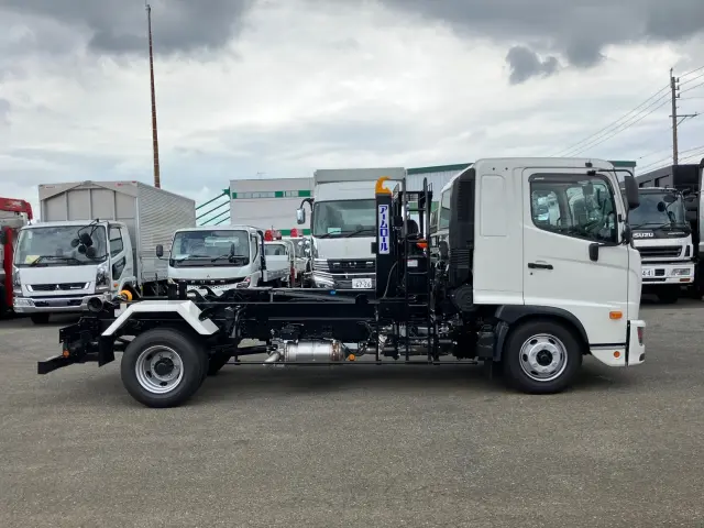 日野 レンジャー 2KG-FD2ABA(2WD)の写真6