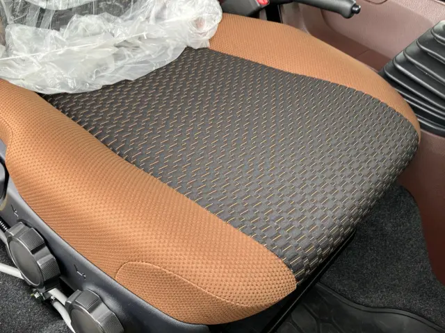 日野 レンジャー 2KG-FD2ABA(2WD)の写真15