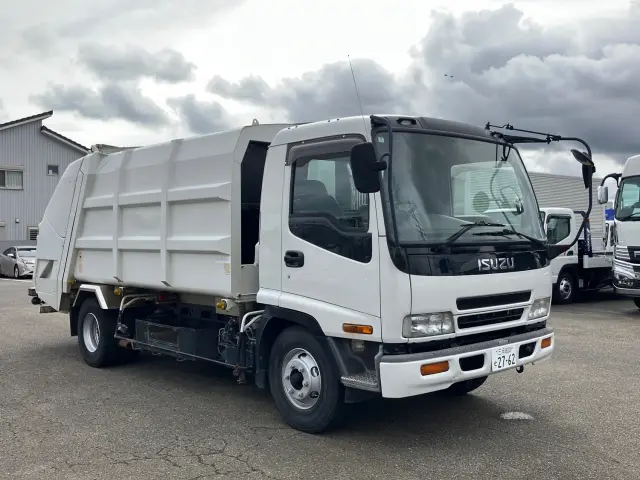 いすゞ フォワード PB-FRR35G3S(2WD)の写真2