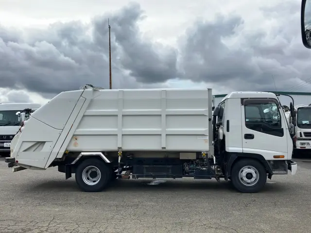 いすゞ フォワード PB-FRR35G3S(2WD)の写真6