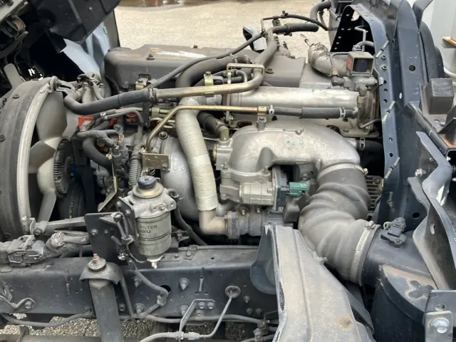いすゞ フォワード PB-FRR35G3S(2WD)の写真15
