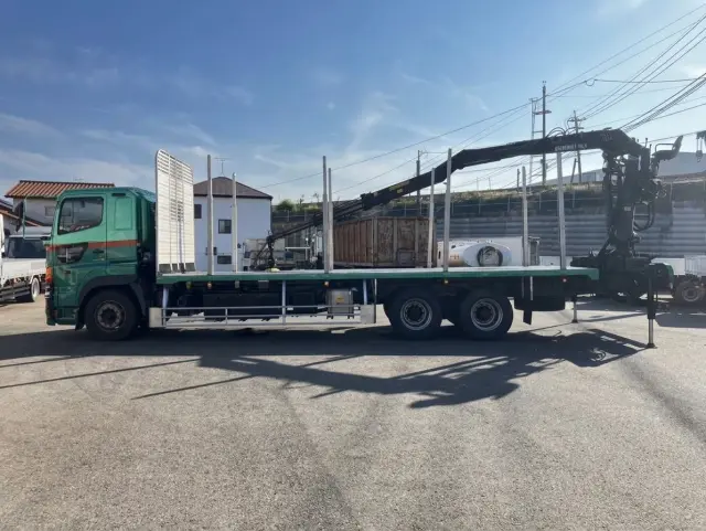 日野 プロフィア QPG-FS1EWEA(6x4)の写真5