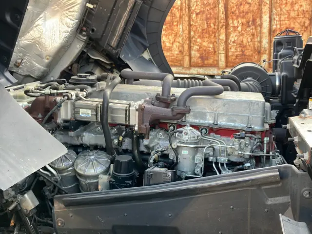 日野 プロフィア QPG-FS1EWEA(6x4)の写真17