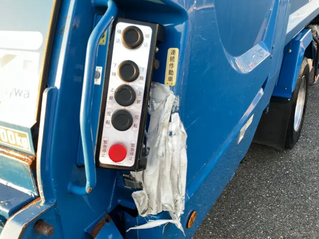 三菱 ファイター 2KG-FK71F(2WD)の写真21