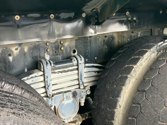 いすゞ ギガ 2KG-CXZ77CT(6x4)の写真14