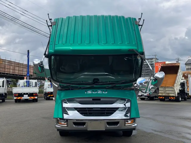 いすゞ ギガ 2KG-CXZ77CT(6x4)の写真23