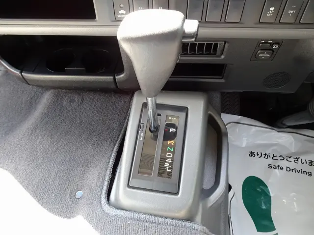 トヨタ コースター SKG-XZB60(2WD)の写真26