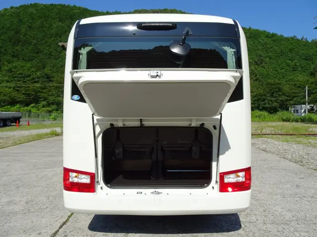 トヨタ コースター 2WG-GDB110(2WD)の写真3