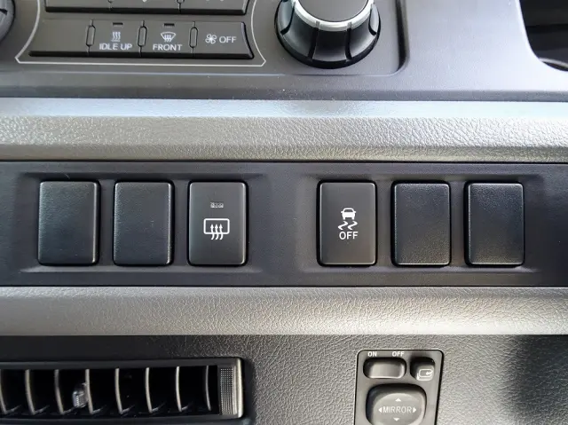トヨタ コースター 2WG-GDB110(2WD)の写真45
