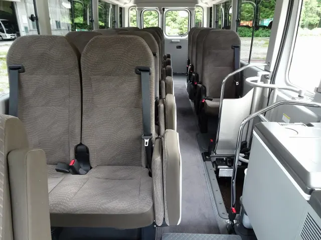 トヨタ コースター 2WG-GDB110(2WD)の写真12
