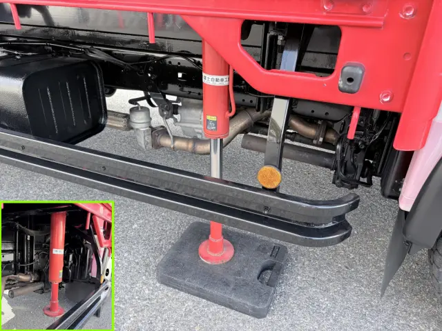 日野 デュトロ BDG-XZU388M(4WD)の写真14