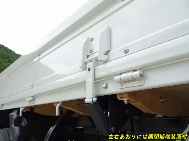 マツダ タイタン 2TG-LKR88C(2WD)の写真23