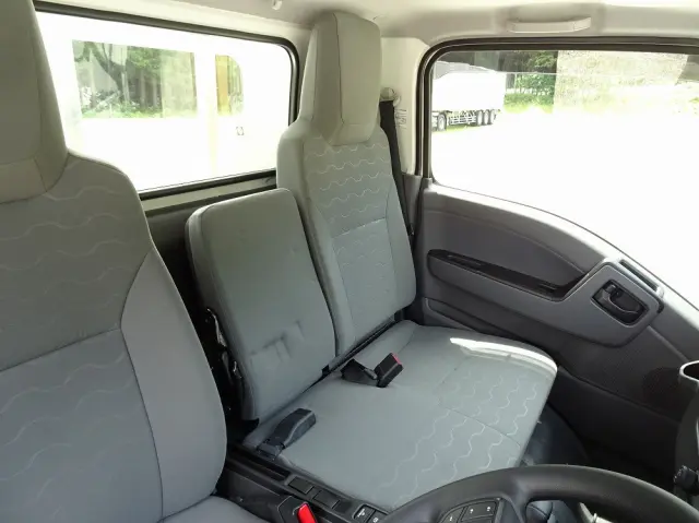 マツダ タイタン 2TG-LKR88C(2WD)の写真34