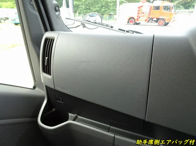 マツダ タイタン 2TG-LKR88C(2WD)の写真44