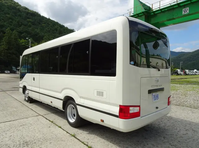 トヨタ コースター 2WG-GDB110(2WD)の写真6