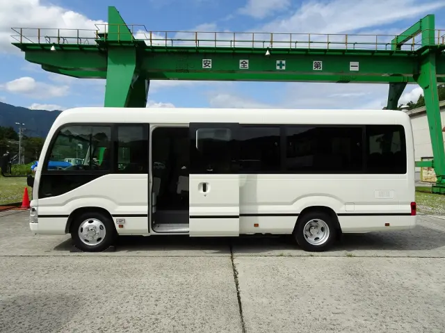 トヨタ コースター 2WG-GDB110(2WD)の写真7