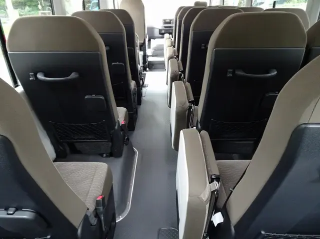 トヨタ コースター 2WG-GDB110(2WD)の写真14