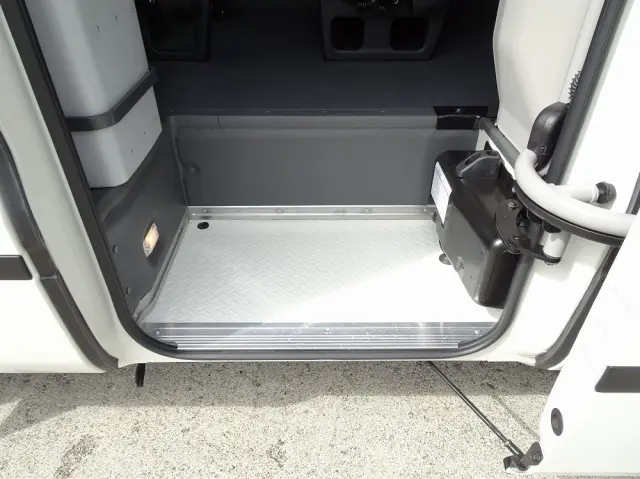 トヨタ コースター 2WG-GDB110(2WD)の写真19