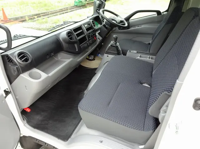 日野 デュトロ 2WG-XZU721M(2WD)の写真38