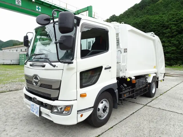 日野 レンジャー 2DG-GC2ABA(2WD)の写真1