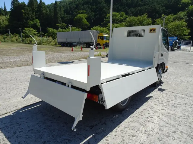 日野 デュトロ 2WG-XZU603T(2WD)の写真2