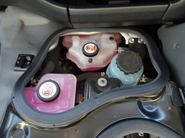 トヨタ コースター 2KG-GDB70(2WD)の写真10