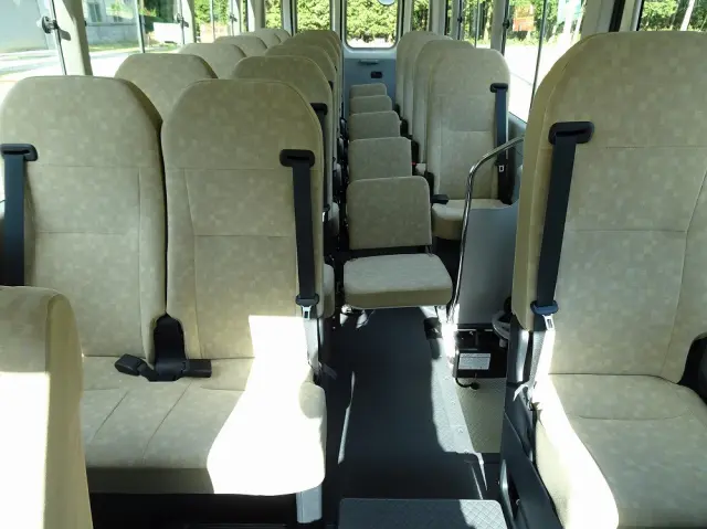 トヨタ コースター 2KG-GDB70(2WD)の写真13