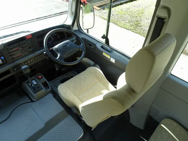 トヨタ コースター 2KG-GDB70(2WD)の写真22