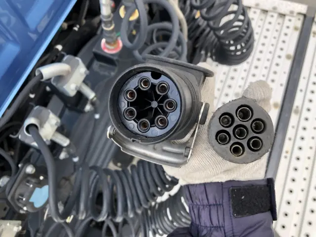 日野 プロフィア 2DG-SH1EDGG(2WD)の写真21