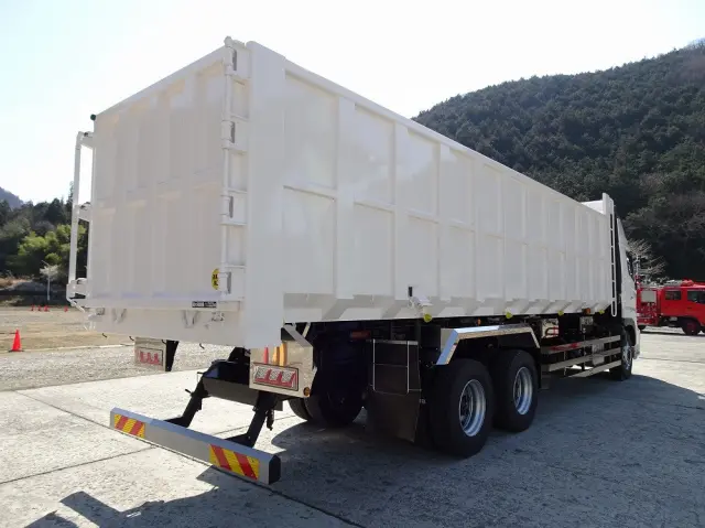 日野 プロフィア 2DG-FS1AHE(6x4)の写真2