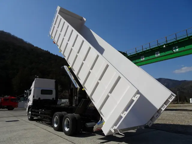 日野 プロフィア 2DG-FS1AHE(6x4)の写真6