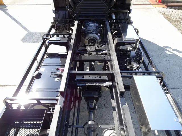 日野 プロフィア 2DG-FS1AHE(6x4)の写真24