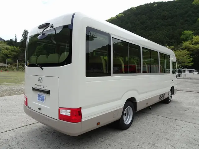 トヨタ コースター 2KG-GDB70(2WD)の写真2