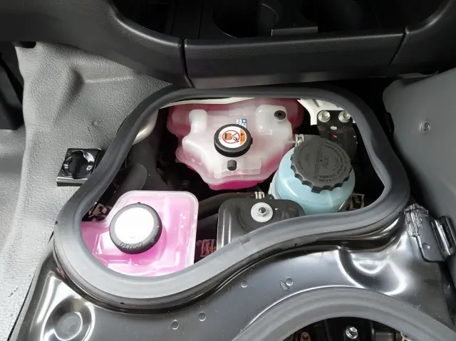 トヨタ コースター 2KG-GDB70(2WD)の写真10