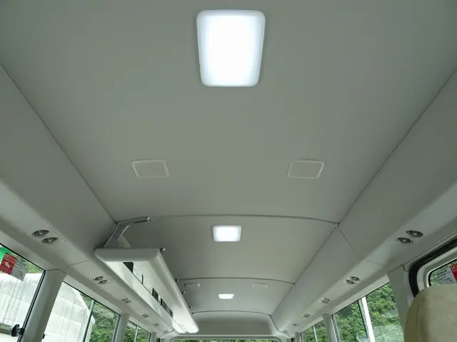 トヨタ コースター 2KG-GDB70(2WD)の写真16