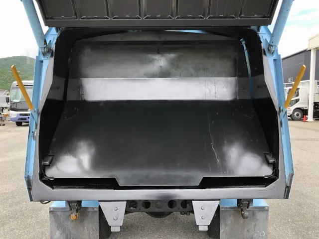 いすゞ エルフ SKG-NPR85YN(2WD)の写真17