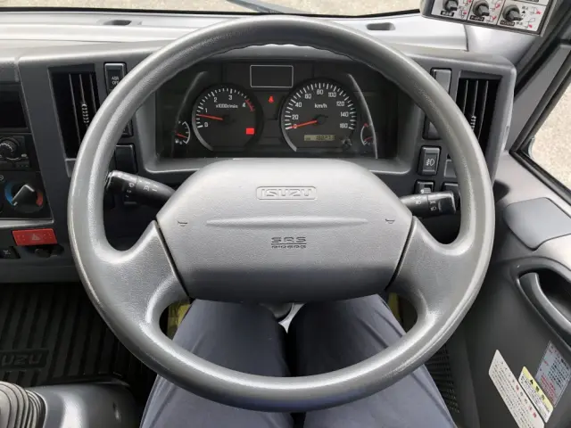 いすゞ エルフ SKG-NPR85YN(2WD)の写真37