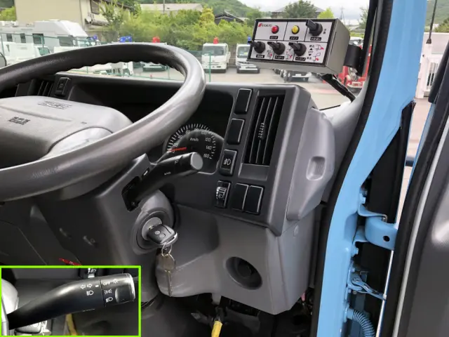 いすゞ エルフ SKG-NPR85YN(2WD)の写真38