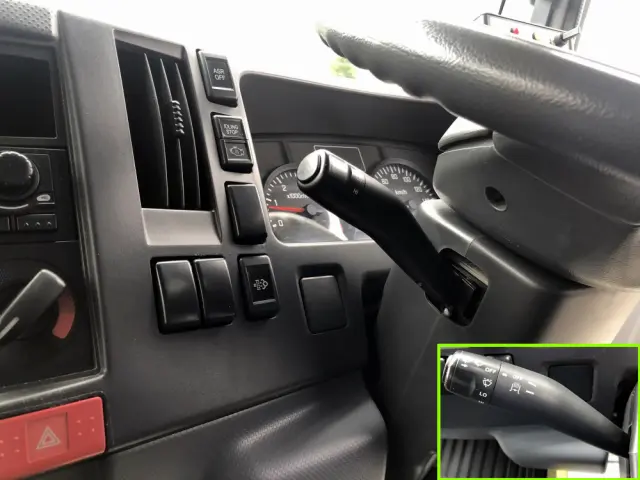 いすゞ エルフ SKG-NPR85YN(2WD)の写真39