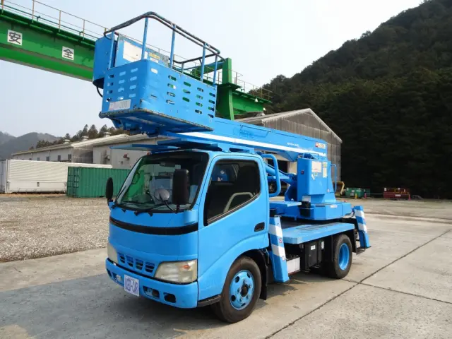 トヨタ ダイナ PB-XZU301H(2WD)の写真1