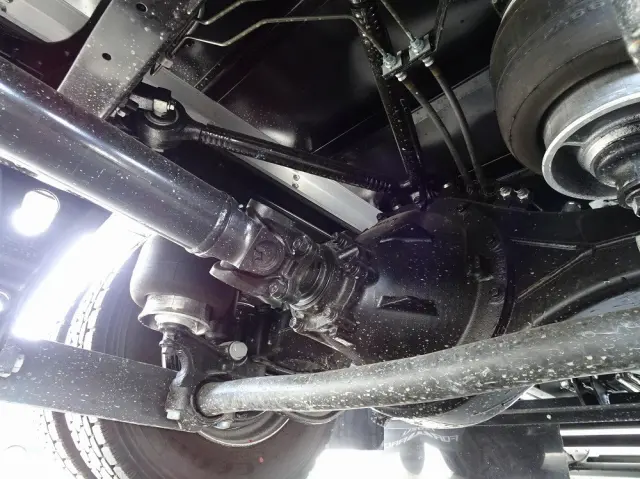 いすゞ フォワード 2RG-FRR90T4(2WD)の写真26