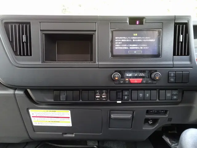 いすゞ フォワード 2RG-FRR90T4(2WD)の写真34