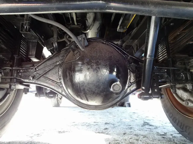 いすゞ エルフ SKG-NKR85YN(2WD)の写真9