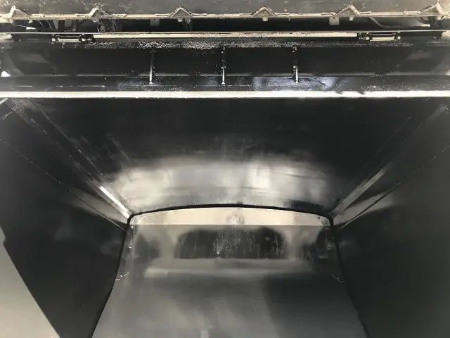 いすゞ エルフ 2PG-NPR88YN(2WD)の写真15